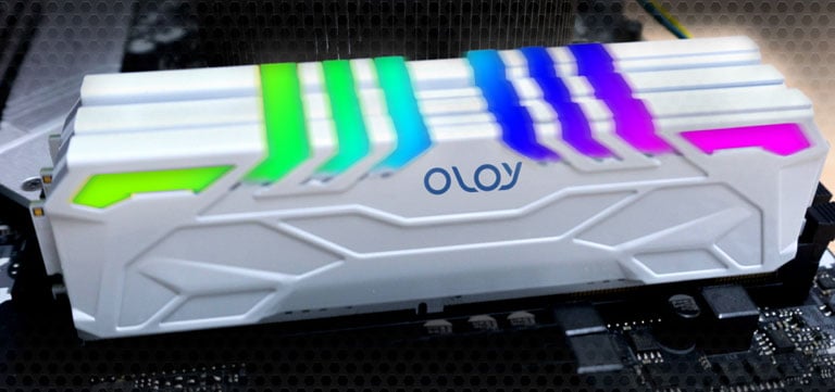 OLOy OWL RGB 32GB (2 x 16GB) 288-Pin PC RAM DDR4 3200 (PC4 25600) Desktop  Memory Model ND4U1632161BHJDA
